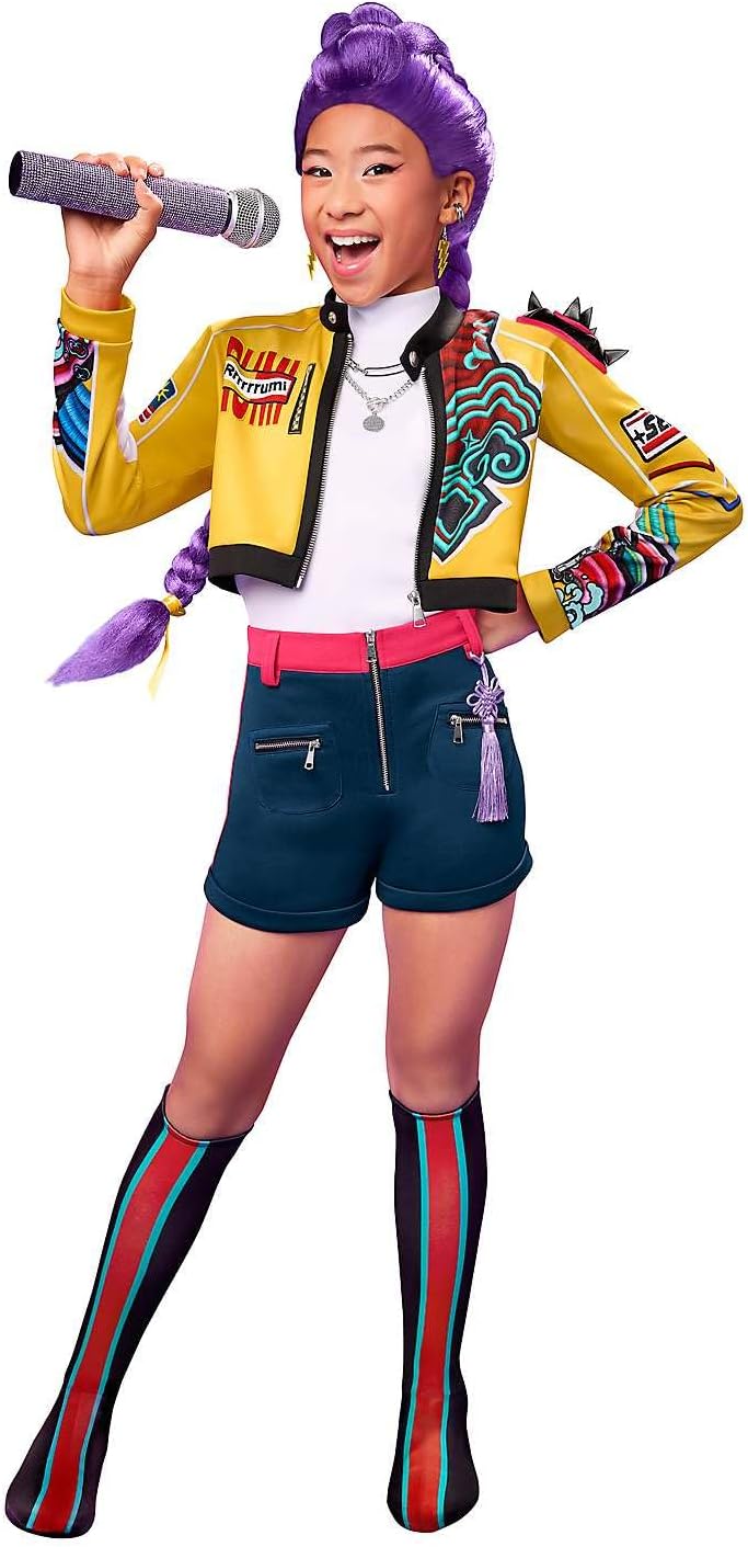 Child wearing the officially licensed Rumi costume from KPop Demon Hunters